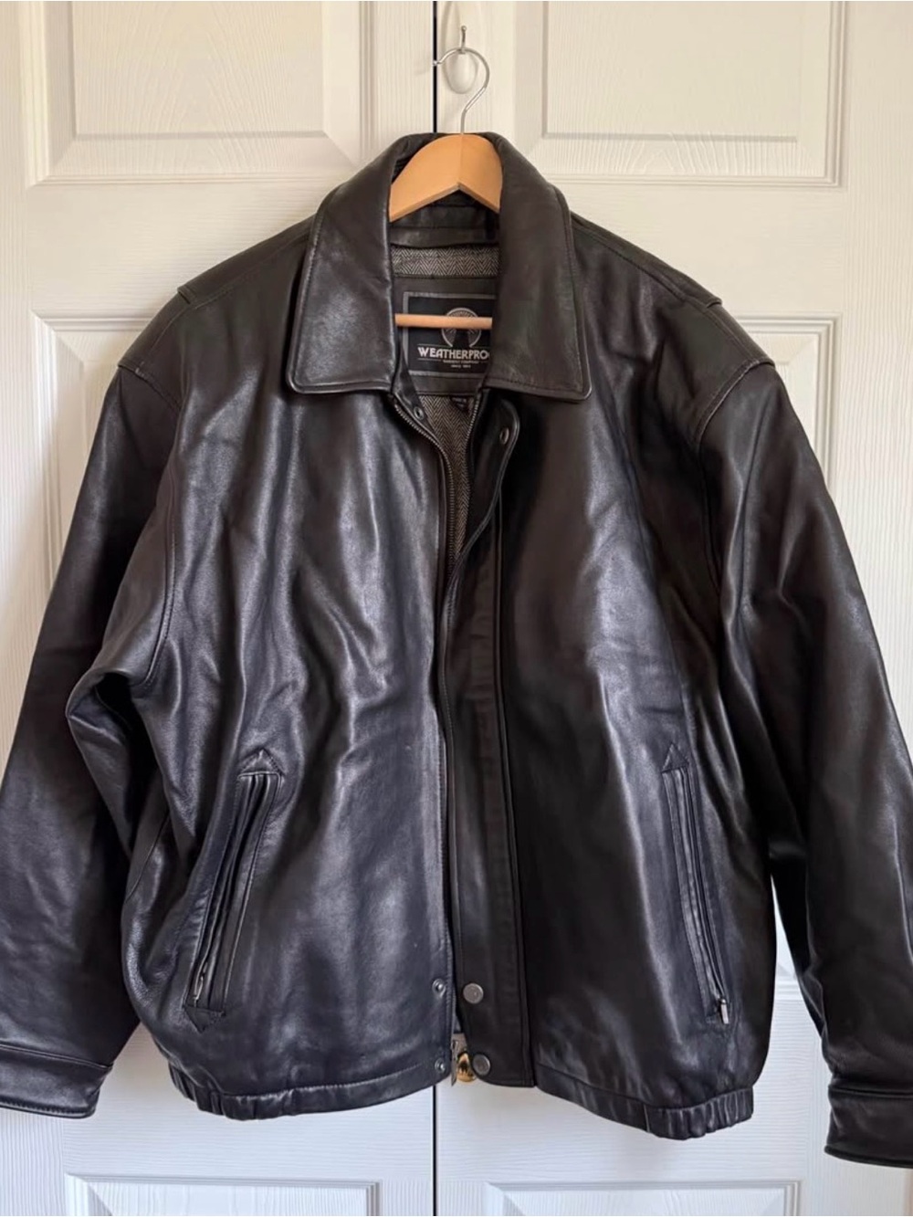 Weatherproof Men's Black Leather Bomber Jacket
